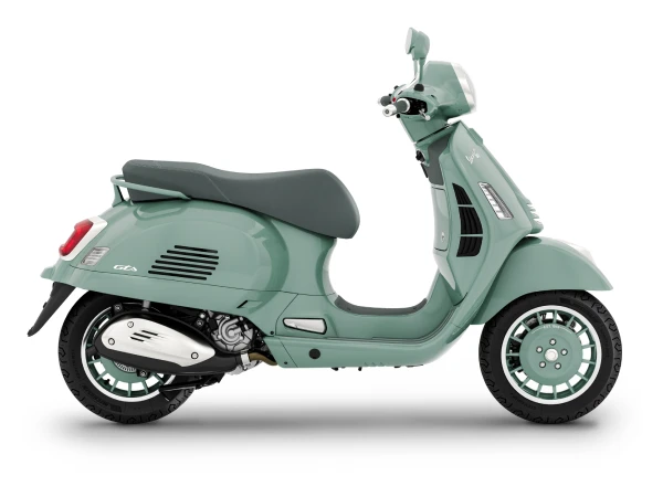 Vespa GTS 125 80th