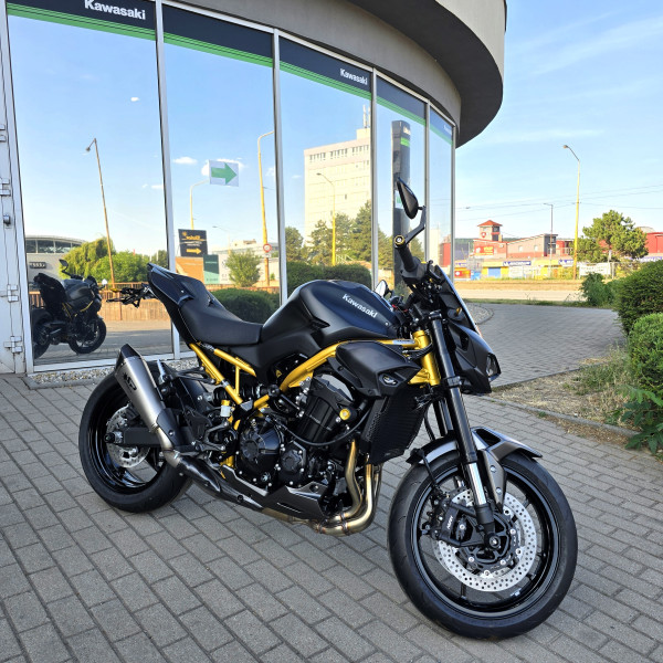 Z 900 Dark Gold
