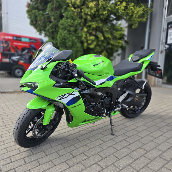 Kawasaki Ninja ZX-6R - DEMO