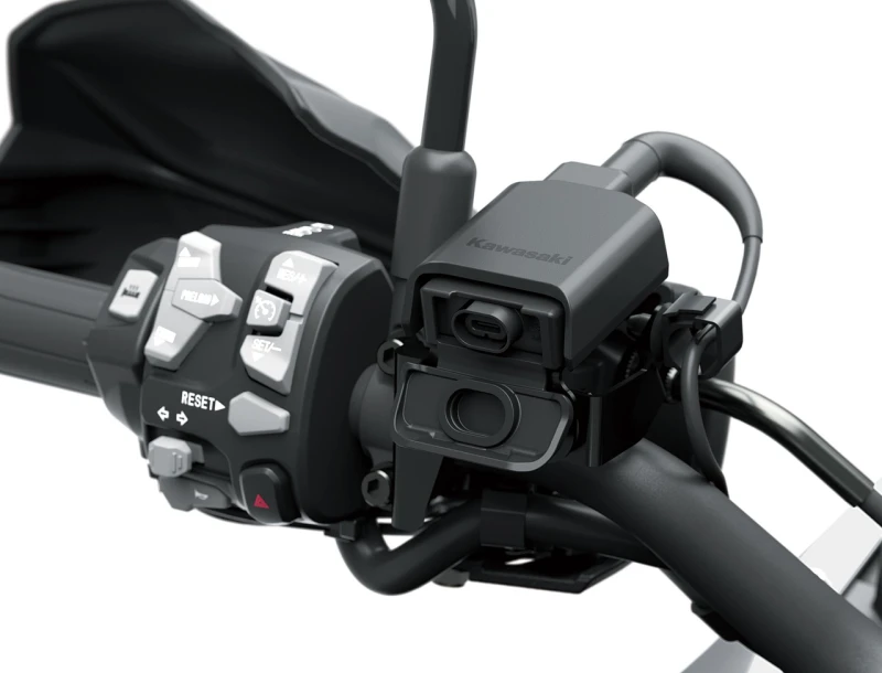 Zásuvka USB-C na riadidlách