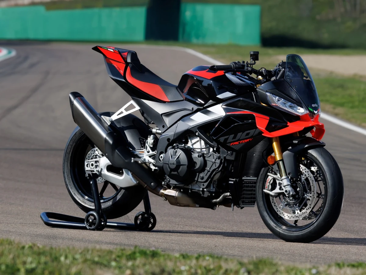 Aprilia Tuono V4 1100 Factory
