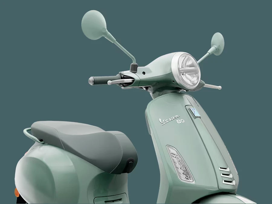 Vespa Primavera 125 80th